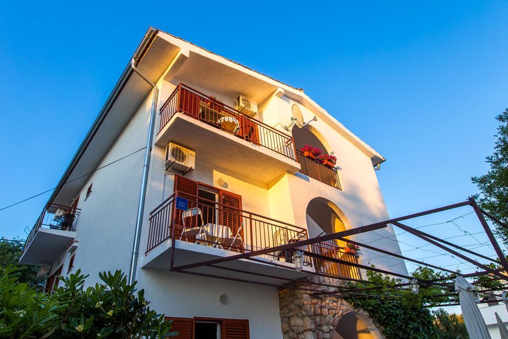 Villa Veca Starigrad Paklenica Buitenkant foto
